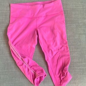 Lululemon size 8 cropped leggings